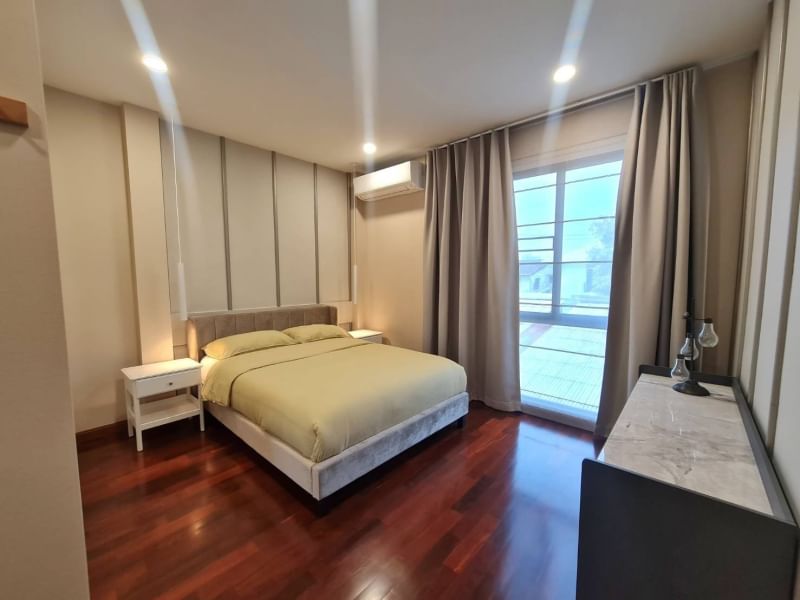 RENT | 2 STOREY HOUSE BANGKOK SUKHUMVIT