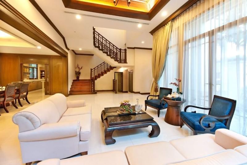 RENT | PRIVATE POOL VILLA Bangkok • Sathorn