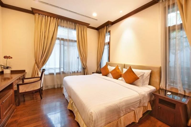 RENT | PRIVATE POOL VILLA Bangkok • Sathorn